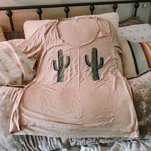 VS PINK Cactus Relaxed Tee 🌵
